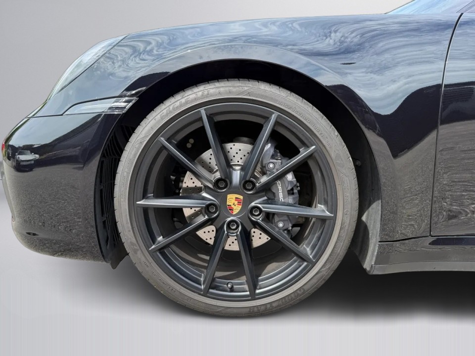 Porsche 911 Carrera 4 Cabriolet - foto 30