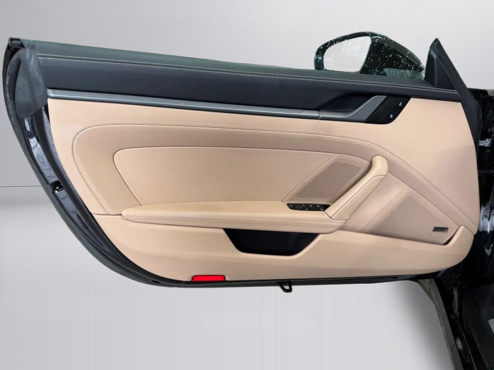 Porsche 911 Carrera 4 Cabriolet - foto 23