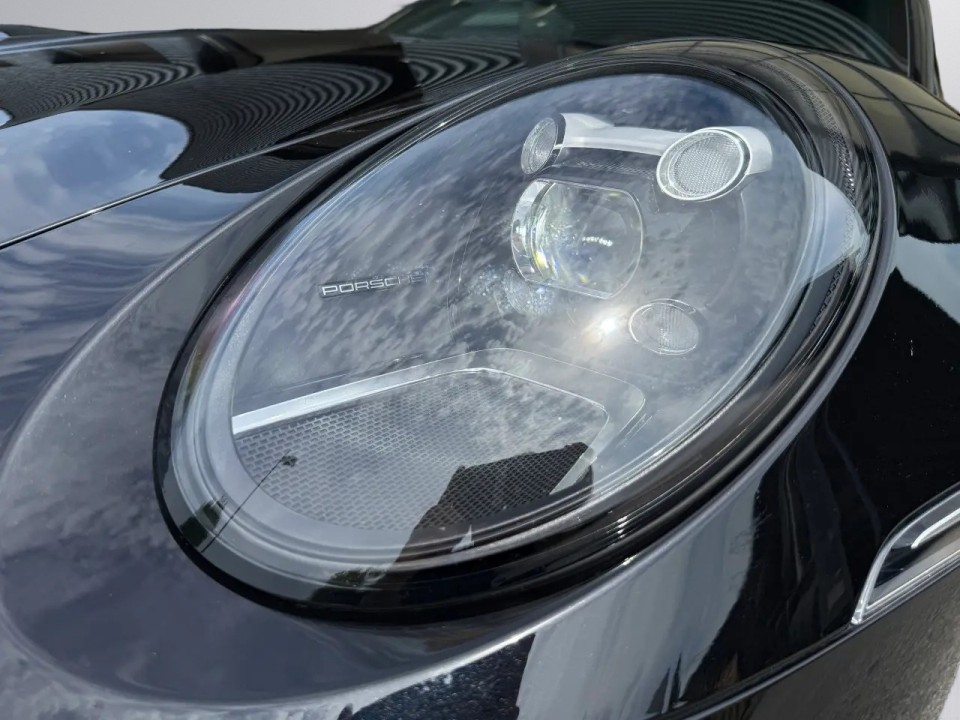 Porsche 911 Carrera 4 Cabriolet - foto 29