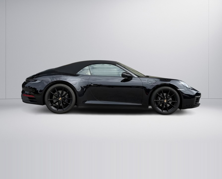 Porsche 911 Carrera 4 Cabriolet (2)