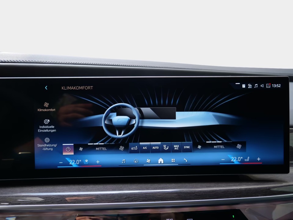BMW Seria 7 740d xDrive Nero Lusso Edition - foto 17