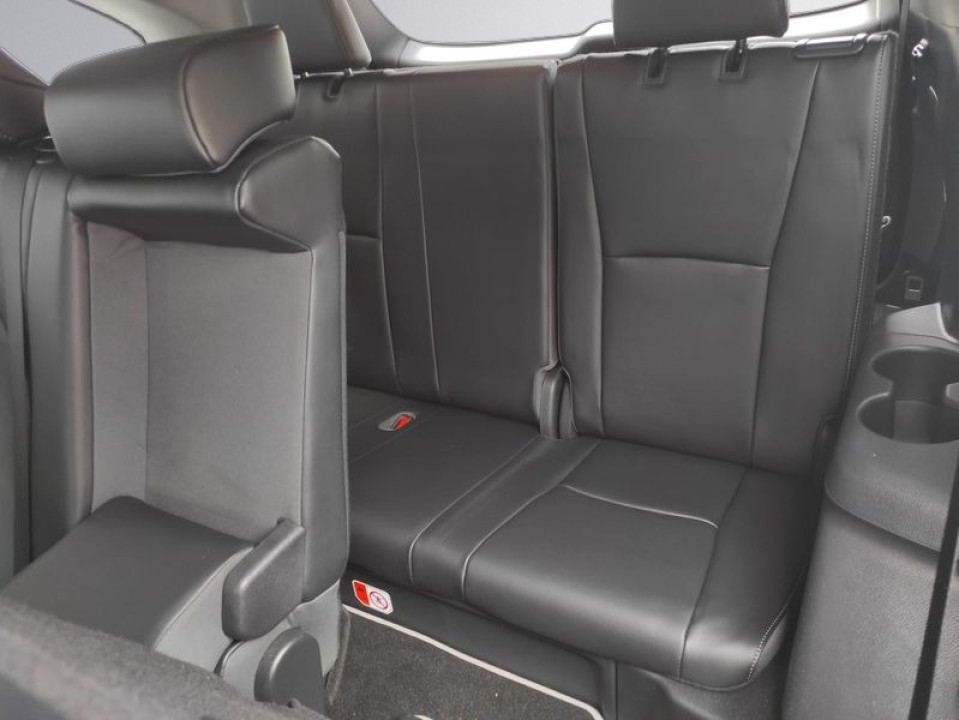 Toyota Highlander HEV Executive - foto 12