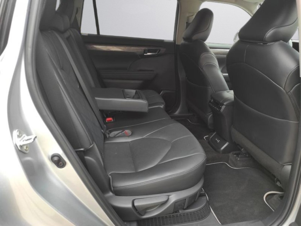 Toyota Highlander HEV Executive - foto 13