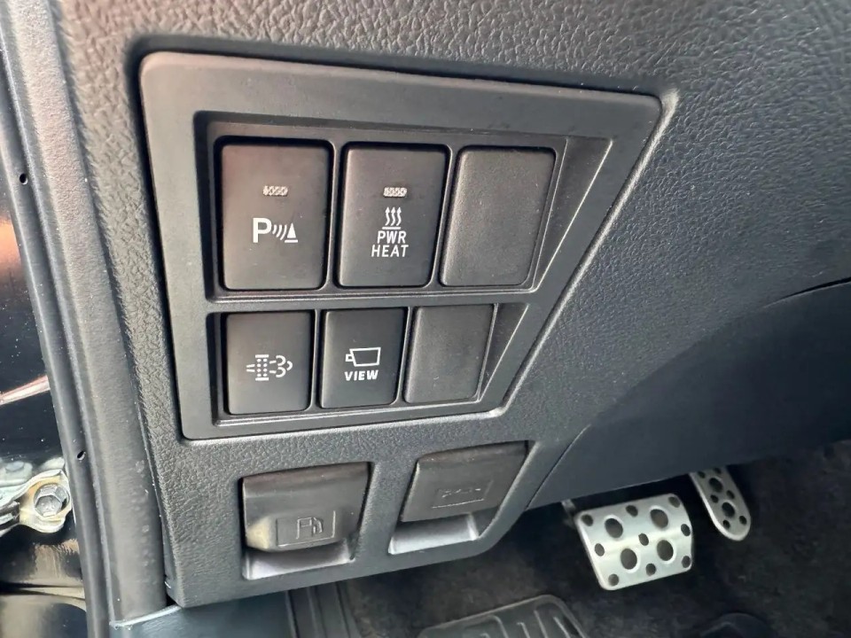 Toyota Hilux 2.8D GR Sport - foto 22