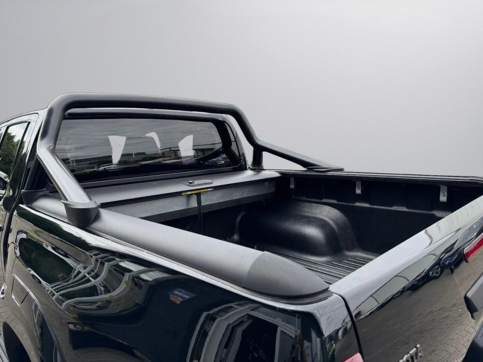 Toyota Hilux 2.8D GR Sport - foto 36