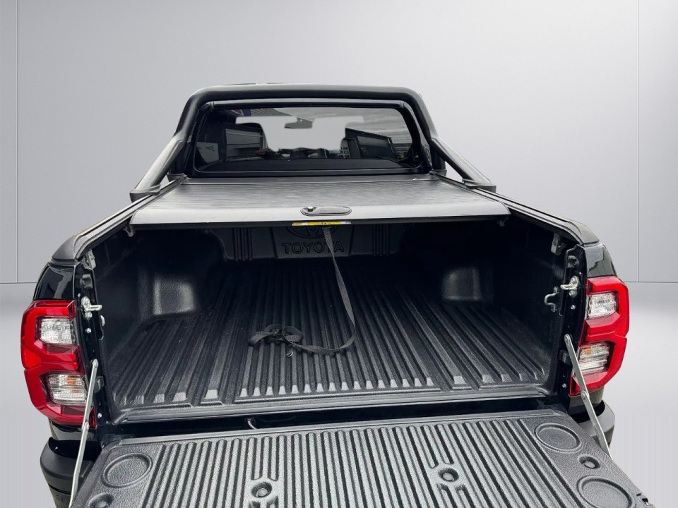 Toyota Hilux 2.8D GR Sport - foto 31