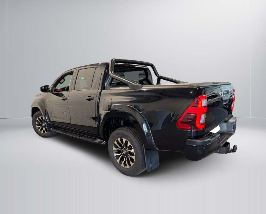Toyota Hilux 2.8D GR Sport (3)