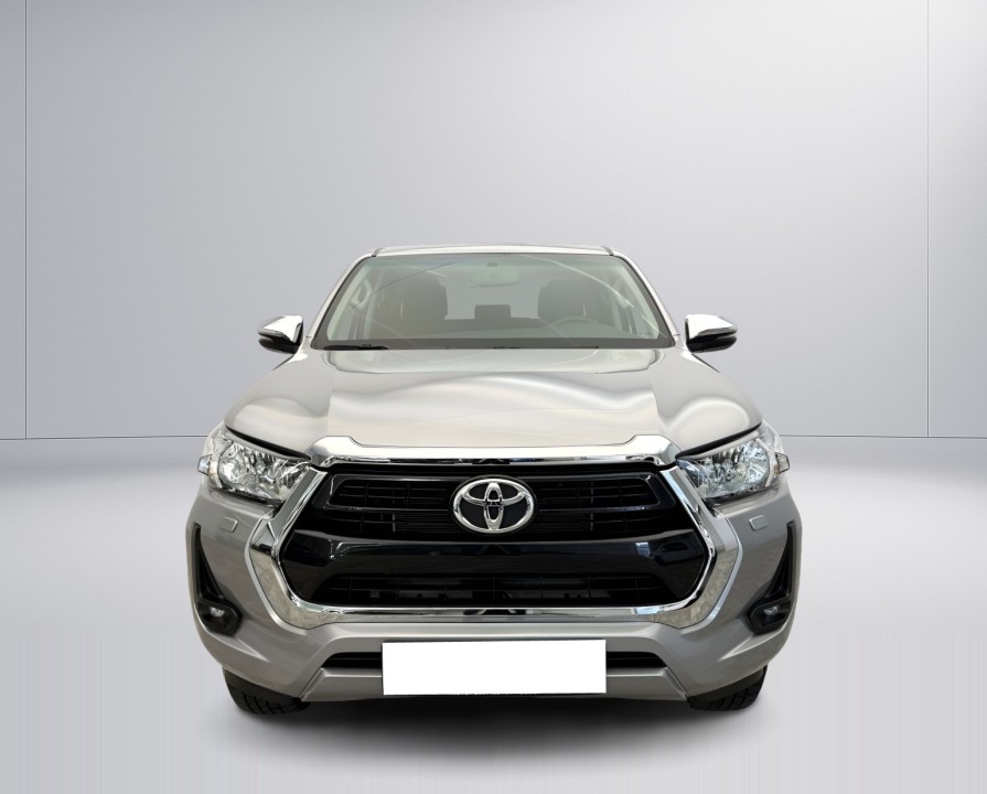 Toyota Hilux 2.8D - foto 8