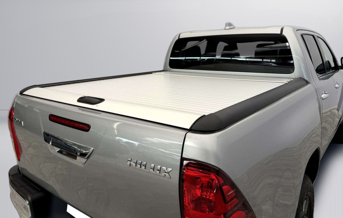 Toyota Hilux 2.8D - foto 23