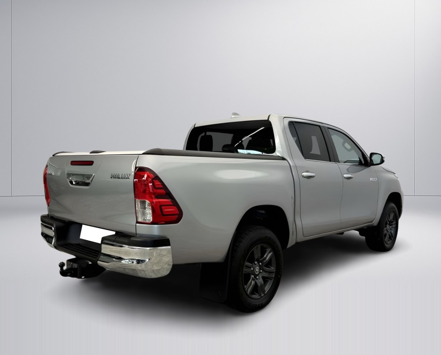 Toyota Hilux 2.8D (3)
