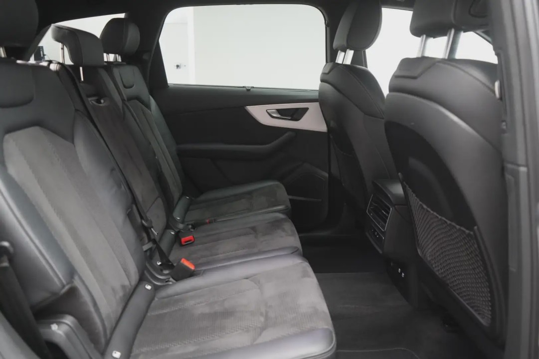 Audi Q7 55TFSIe quattro - foto 11