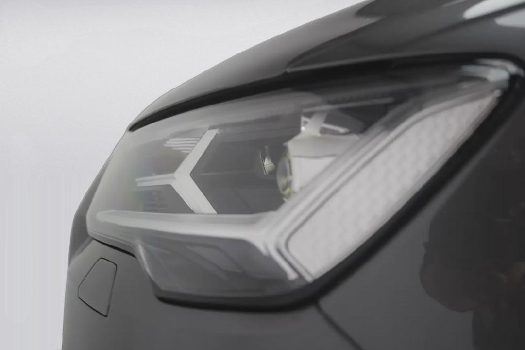 Audi Q7 55TFSIe quattro - foto 42