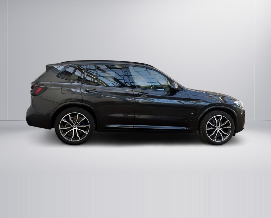 BMW X3 xDrive30e M-Sport (2)