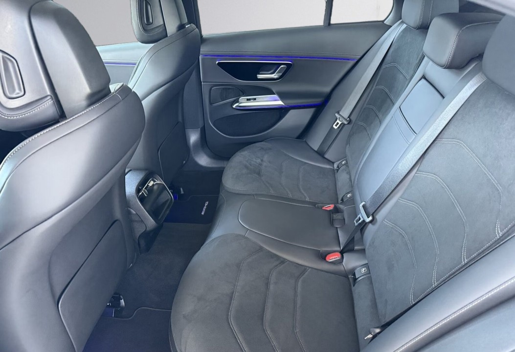Mercedes-Benz E 220d AMG Line - foto 9