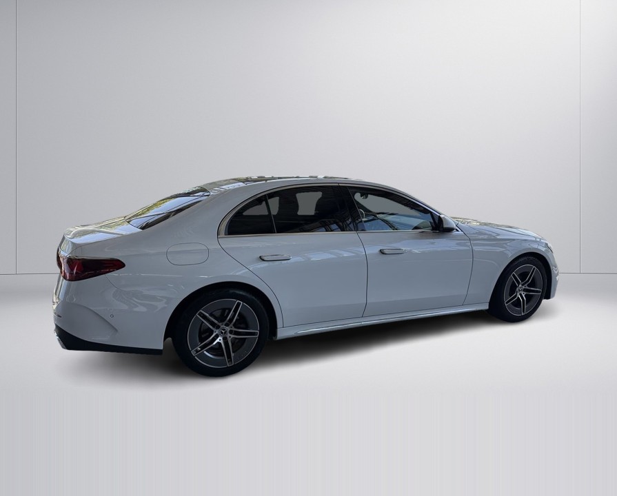 Mercedes-Benz E 220d AMG Line (5)