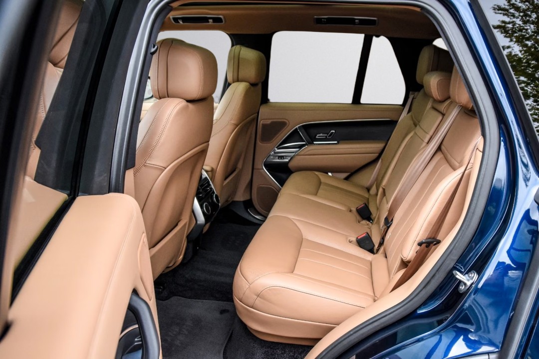 Land Rover Range Rover D300 HSE - foto 17