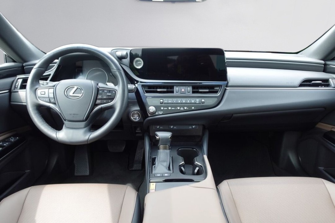 Lexus Seria ES 300h - foto 13
