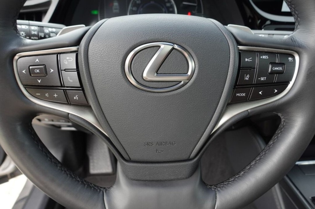 Lexus Seria ES 300h - foto 19