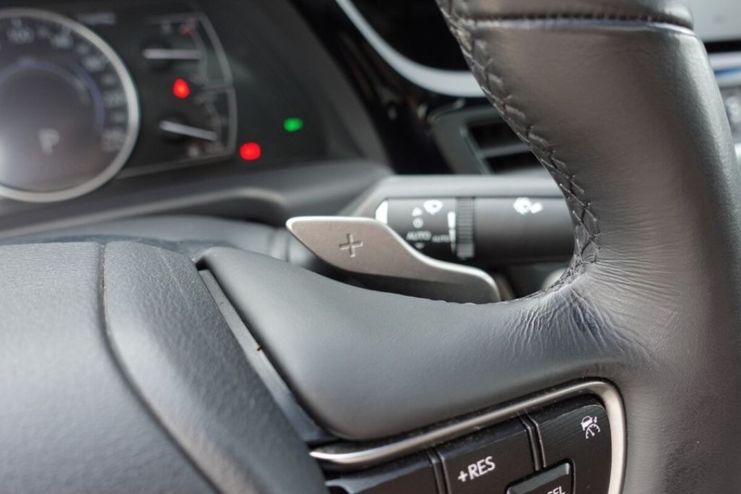 Lexus Seria ES 300h - foto 20