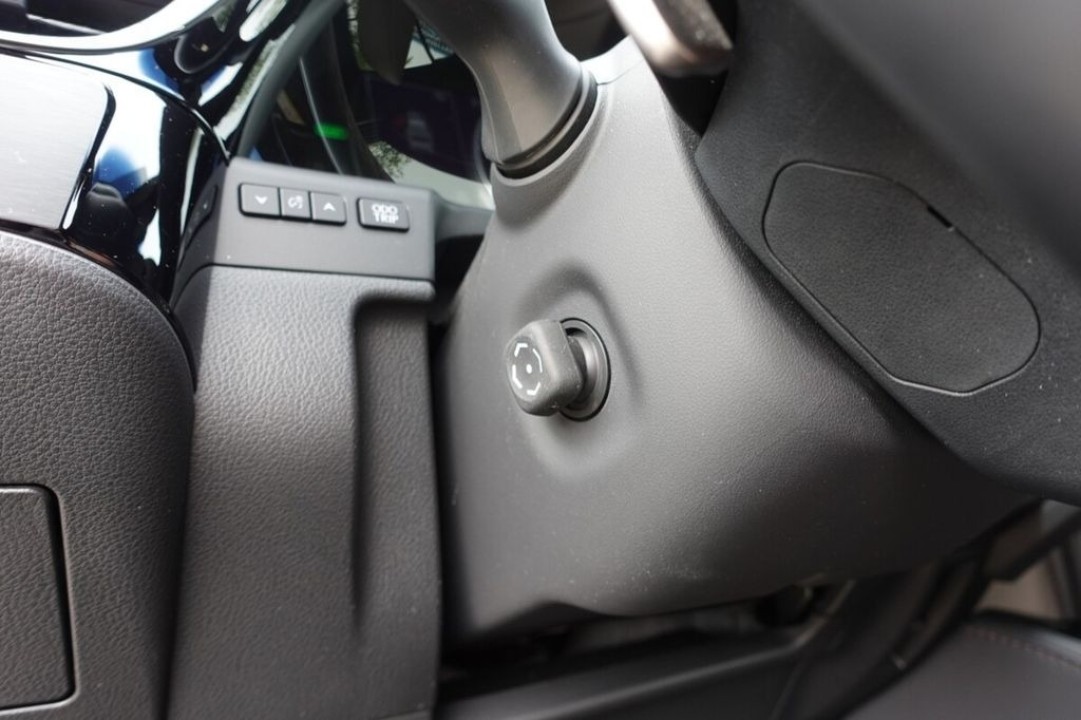 Lexus Seria ES 300h - foto 23
