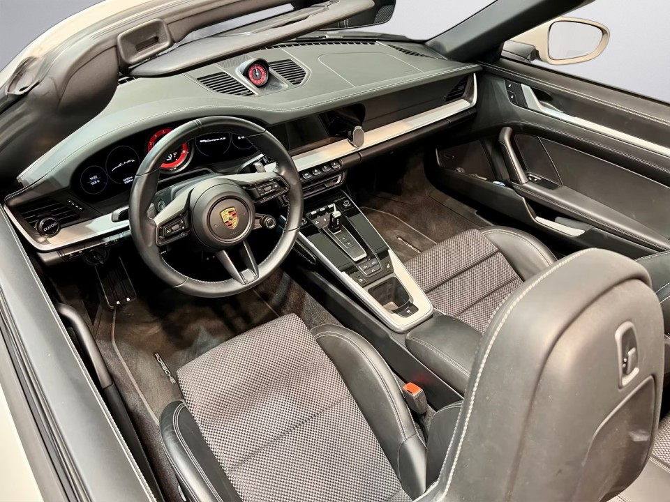 Porsche 911 Carrera 4S Cabriolet - foto 15