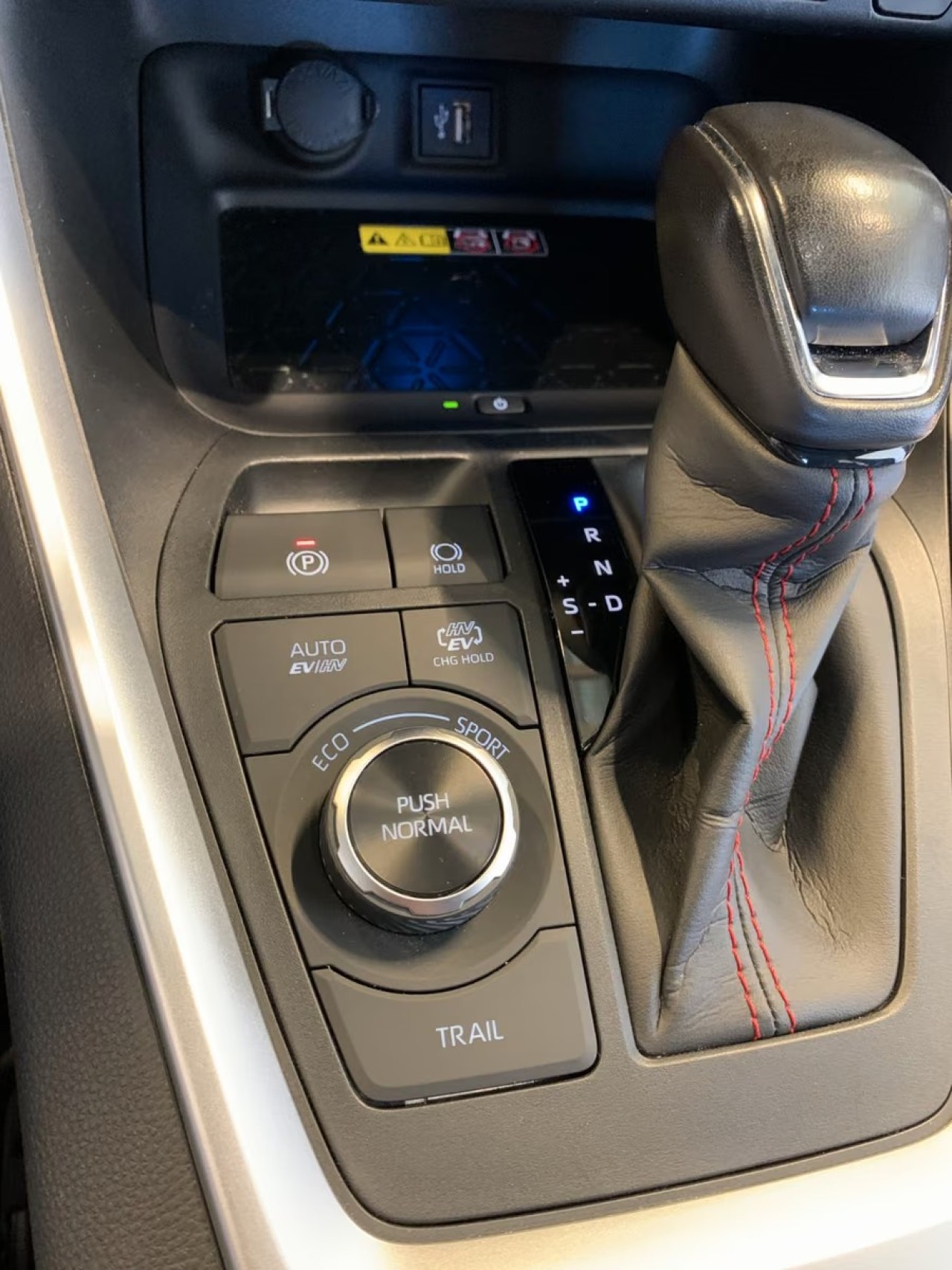 Toyota RAV4 Comfort PHEV - foto 11