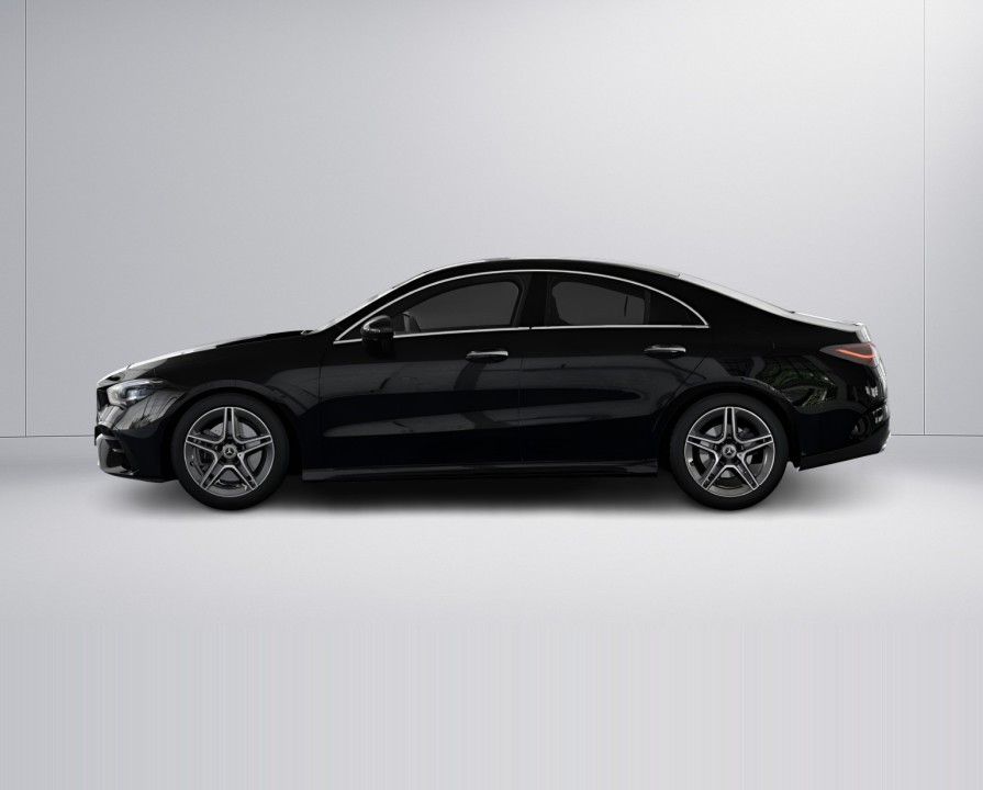 Mercedes-Benz CLA 220 4MATIC AMG Line - foto 9