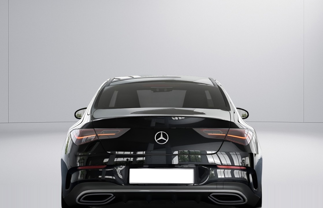 Mercedes-Benz CLA 220 4MATIC AMG Line - foto 6