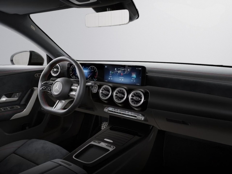 Mercedes-Benz CLA 220 4MATIC AMG Line - foto 15