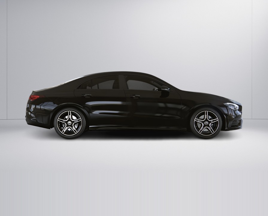 Mercedes-Benz CLA 250 AMG Line (3)