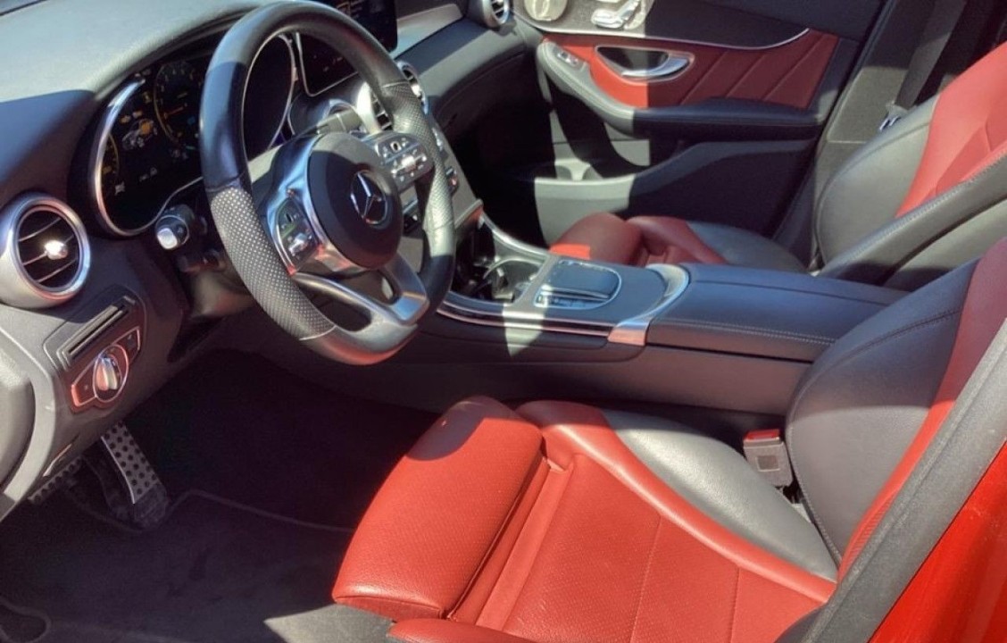 Mercedes-Benz GLC Coupé 300e 4MATIC AMG Line - foto 8