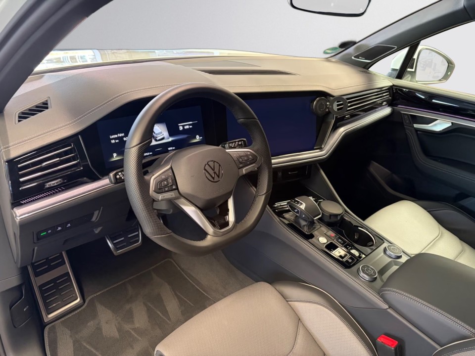 Volkswagen Touareg V6 TDI R-Line - foto 11