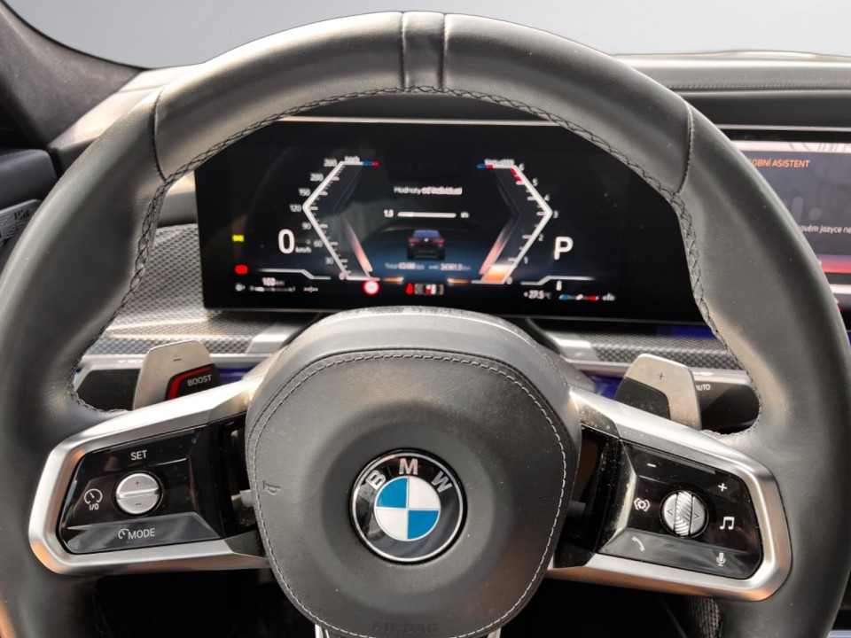 BMW Seria 7 740d xDrive M-Sport - foto 12