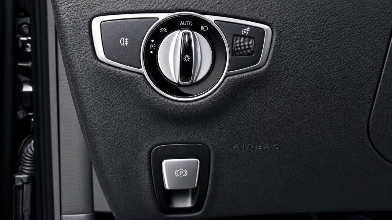 Mercedes-Benz CLS 400d 4MATIC AMG Line - foto 16