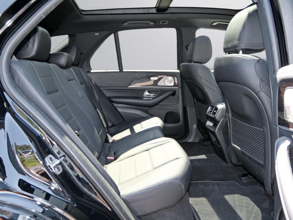 Mercedes-Benz GLE 350e 4MATIC AMG Line (4)