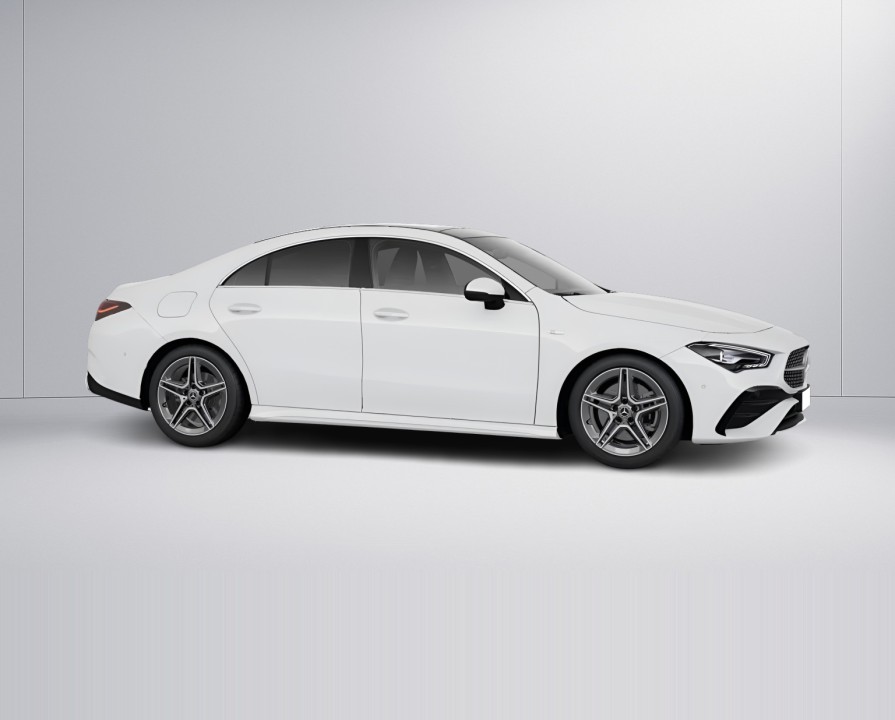 Mercedes-Benz CLA 250e AMG Line (2)