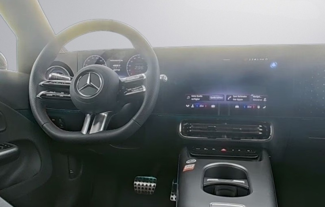 Mercedes-Benz CLA 250+ 85 KWh AMG Line (5)