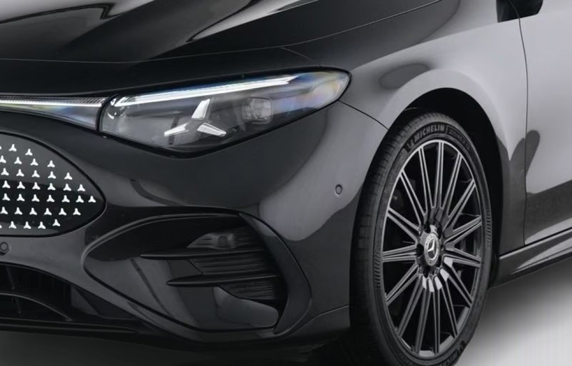Mercedes-Benz CLA 250+ 85 KWh AMG Line - foto 8