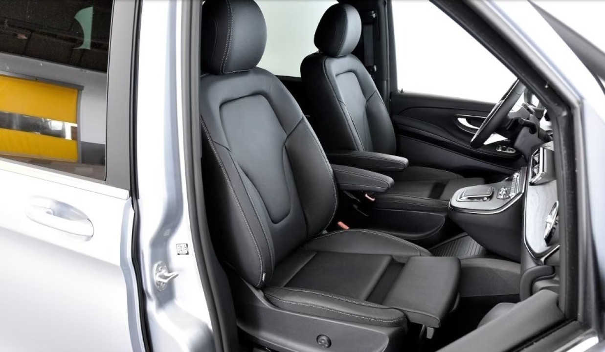 Mercedes-Benz EQV 300 Avantgarde - foto 7