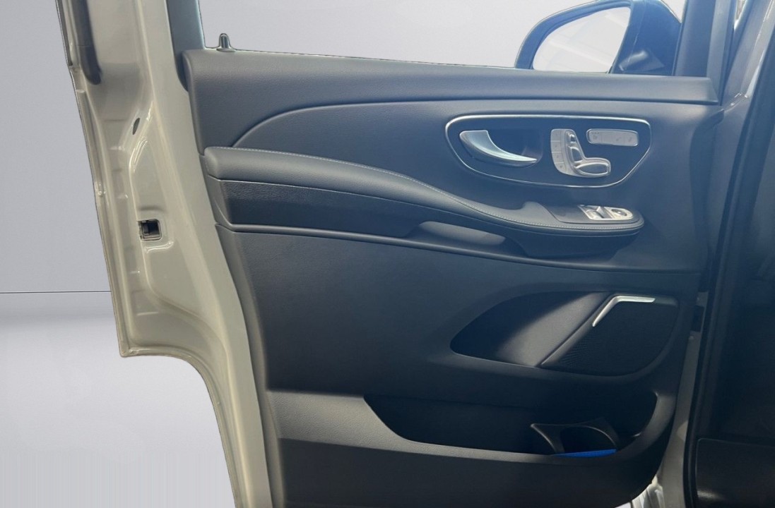 Mercedes-Benz EQV 300 Avantgarde Long - foto 12