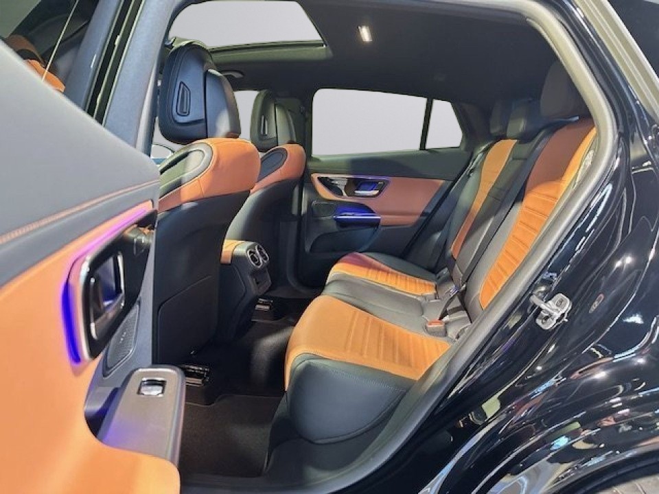 Mercedes-Benz GLC Coupé 300d 4MATIC AMG Line - foto 13
