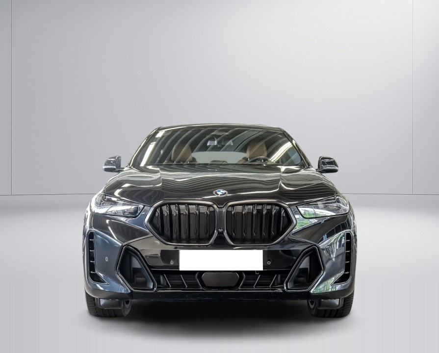 BMW X6 xDrive30d M-Sport (2)