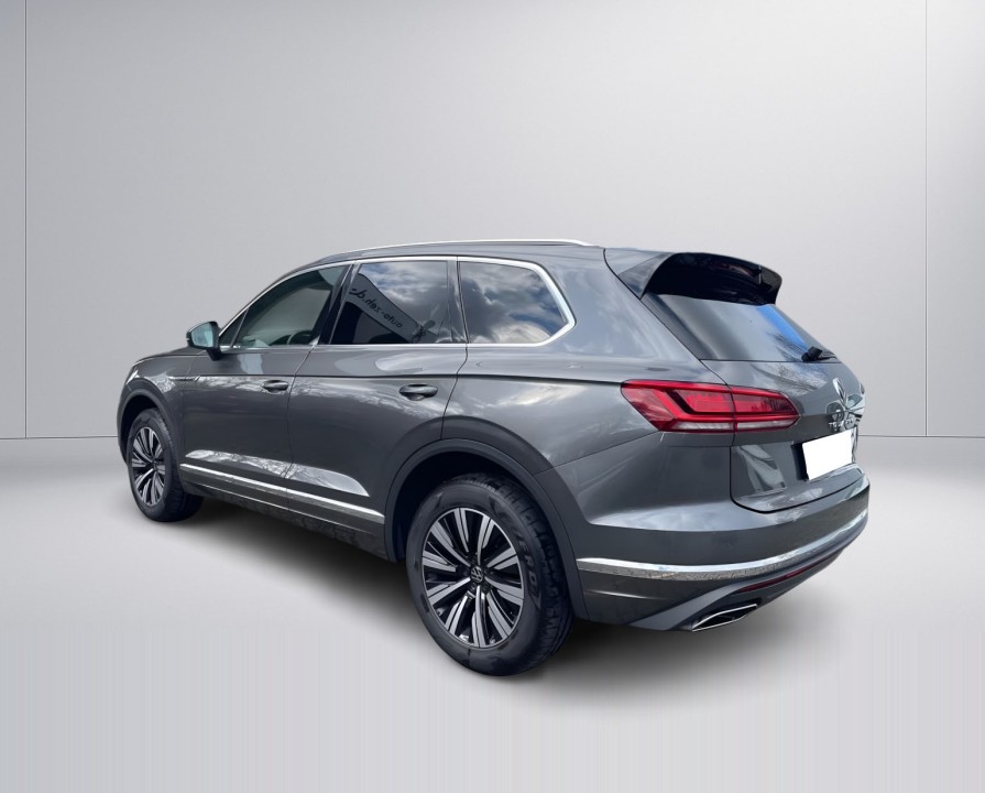 Volkswagen Touareg V6 TDI (3)