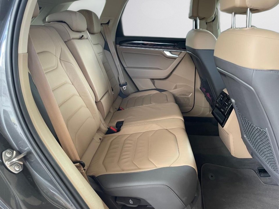 Volkswagen Touareg V6 TDI - foto 19