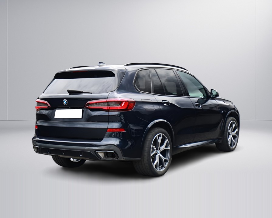 BMW X5 xDrive30d M-Sport (2)