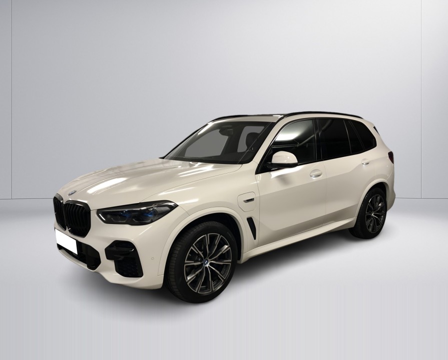 BMW X5 xDrive45e M-Sport (4)