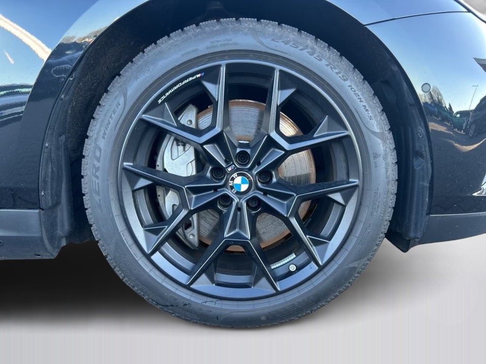 BMW Seria 5 550e xDrive - foto 14