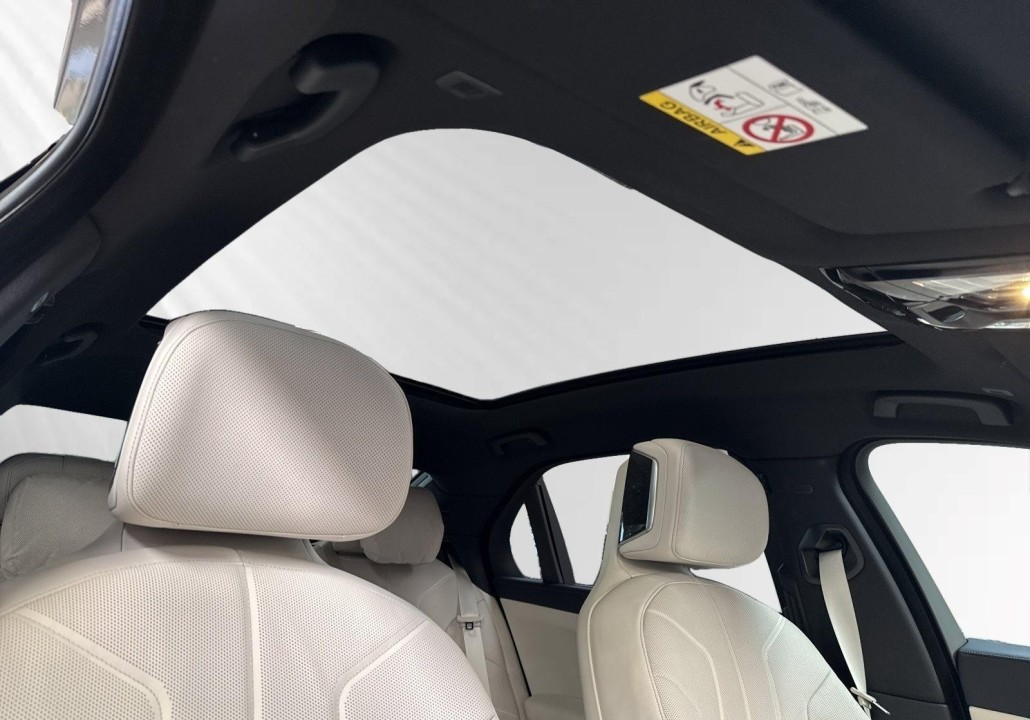 BMW Seria 7 750e xDrive - foto 8