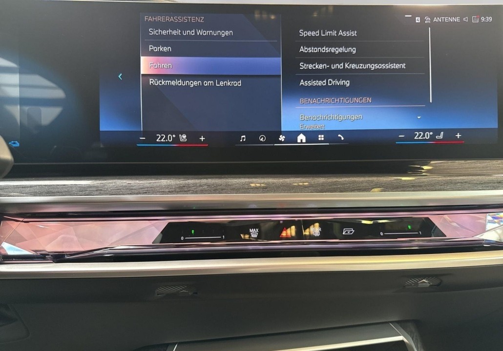BMW Seria 7 750e xDrive - foto 12