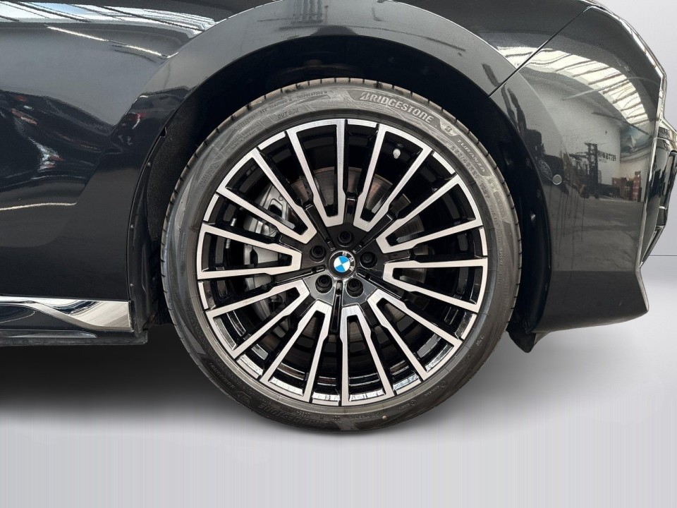 BMW Seria 7 750e xDrive - foto 22